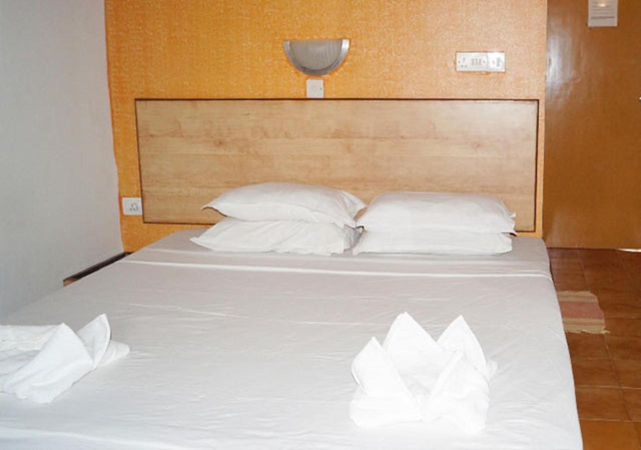 Time & Leisure Hotels 坎多林 外观 照片